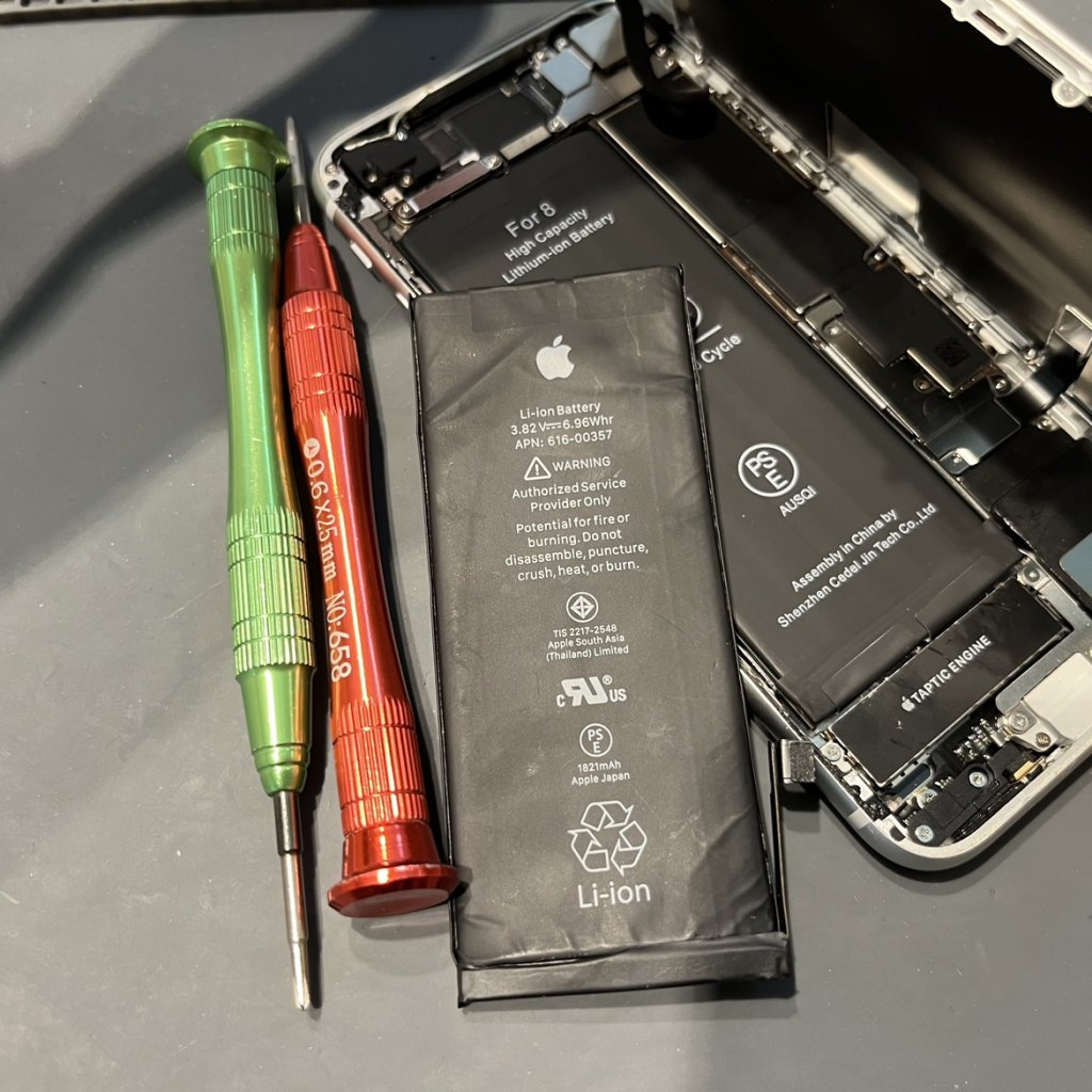 iPhoneSE2 バッテリー交換 即日修理