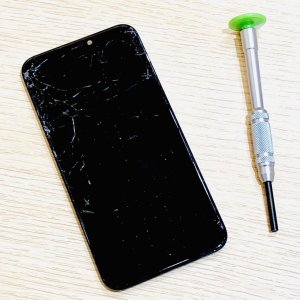 iPhone11Pro フロントパネル交換