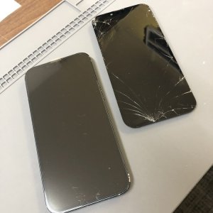 iPhone13 液晶交換