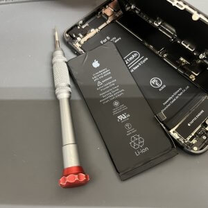 iPhone8 バッテリー交換修理 即日