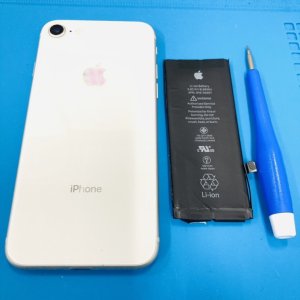 iPhone8 バッテリー交換修理