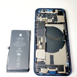 iPhone12 バッテリー交換