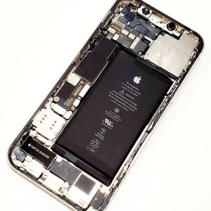 iPhone12 バッテリー交換