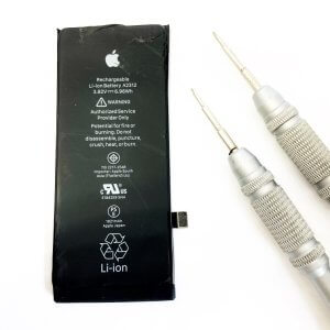 iPhone 8 バッテリー交換