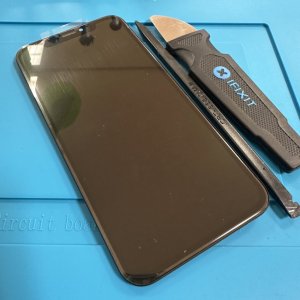 iPhoneXS パネル交換