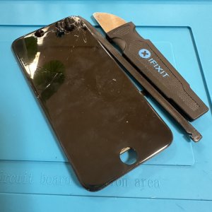 iPhoneSE2 パネル交換