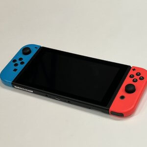 Nintendo Switch パネル交換