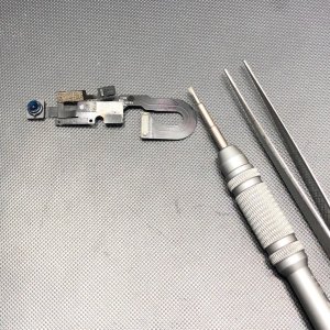 iPhone8 近接センサー交換