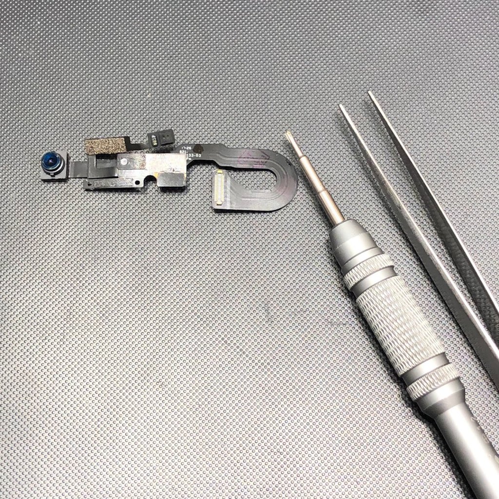 iPhone8 近接センサー交換