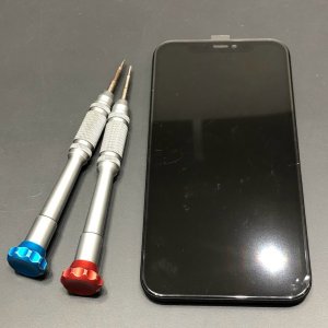 iPhone11 フロントパネル交換