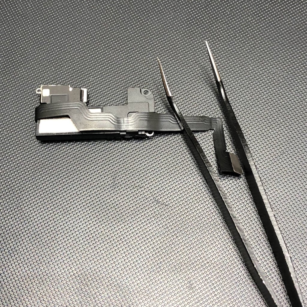 iPhoneXS 近接センサー交換
