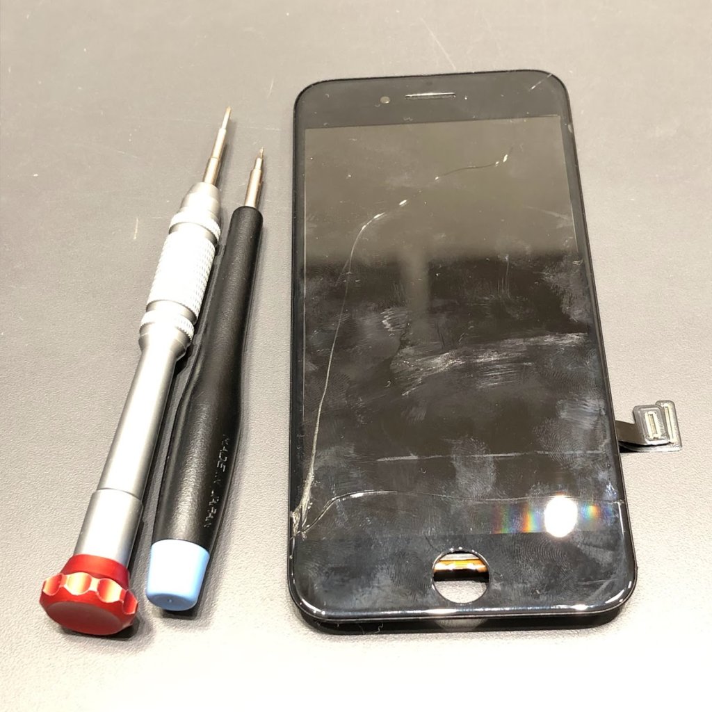 iPhone7 フロントパネル交換