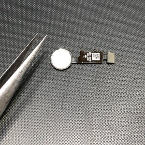 iPhone8 ホームボタン交換