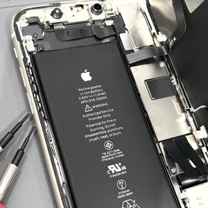 iPhone11 バッテリー交換