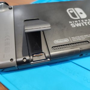 Nintendo Switch SDカードスロット交換