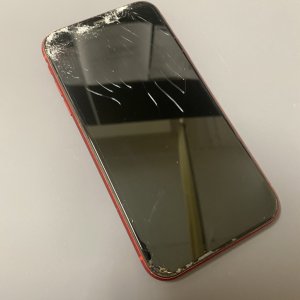 iPhone11　フロントパネル交換
