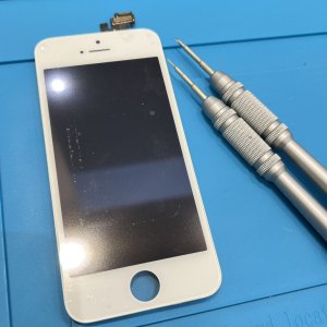 iPhone5 液晶交換