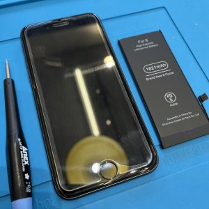 iPhone8 バッテリー交換