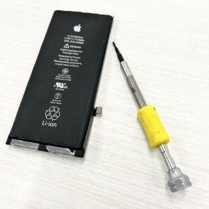 iPhone8 バッテリー交換