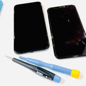 iPhoneXS フロントパネル交換修理