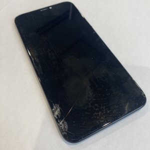 iPhoneXS パネル交換修理