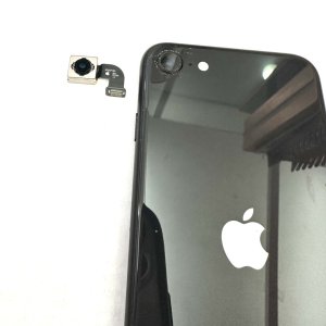iPhone8　アウトカメラ修理