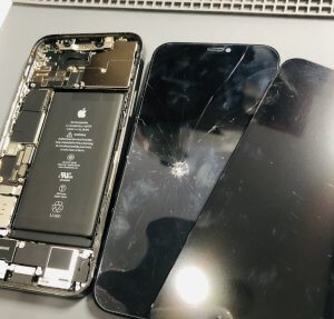 iPhone12Pro フロントパネル交換