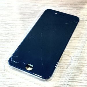 iPhoneSE2 液晶交換