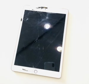 iPad7 フロントパネル交換