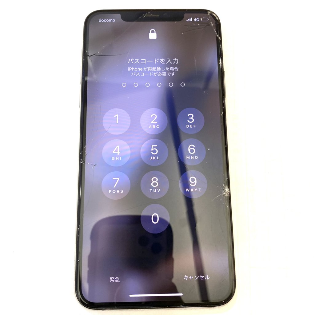 iPhoneXS フロントパネル交換