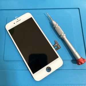 iPhone8 液晶交換