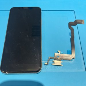 iPhoneX ライトニングコネクター交換修理