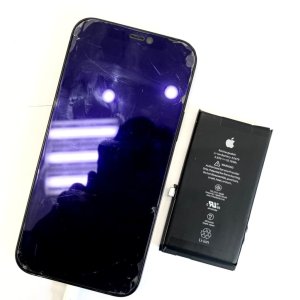 iPhone 12 バッテリー交換