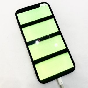 iPhone 12 液晶交換