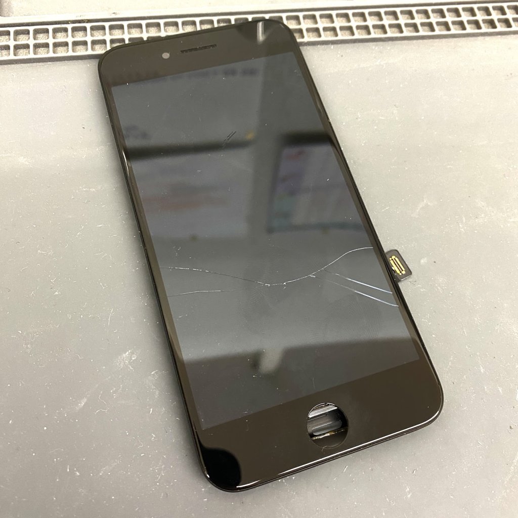 iPhoneSE2 フロントパネル交換