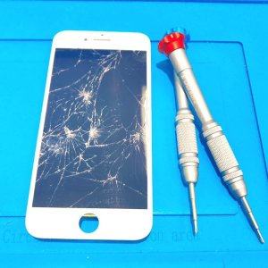 iPhone7 フロントパネル交換