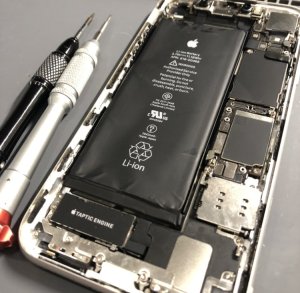 iPhone8 バッテリー交換