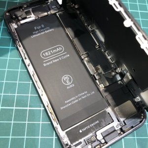 iPhone8 基板修理