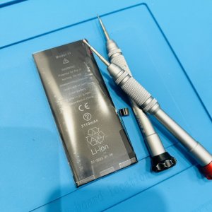 iPhone11 バッテリー交換