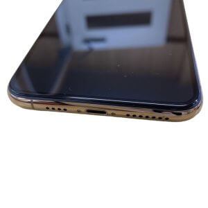 iPhone11ProMax ライトニング交換