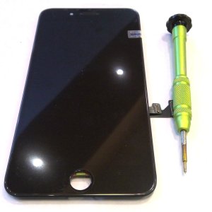 iPhone8plus フロントパネル交換