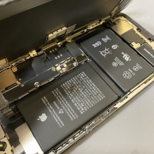 iPhoneXSMax　バッテリー交換