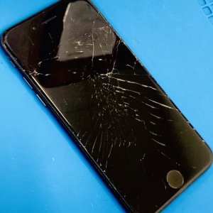 iPhone8 液晶交換