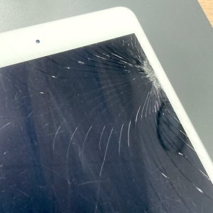 iPadmini5 画面割れ