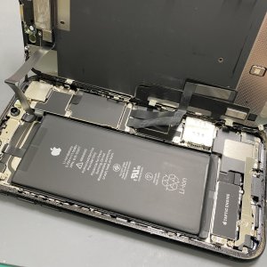 iPhoneXR バッテリー交換