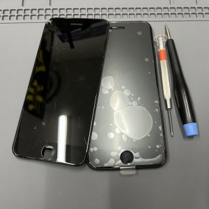 iPhone8 フロントパネル 即日修理
