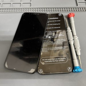 iPhoneXS 液晶交換 即日修理