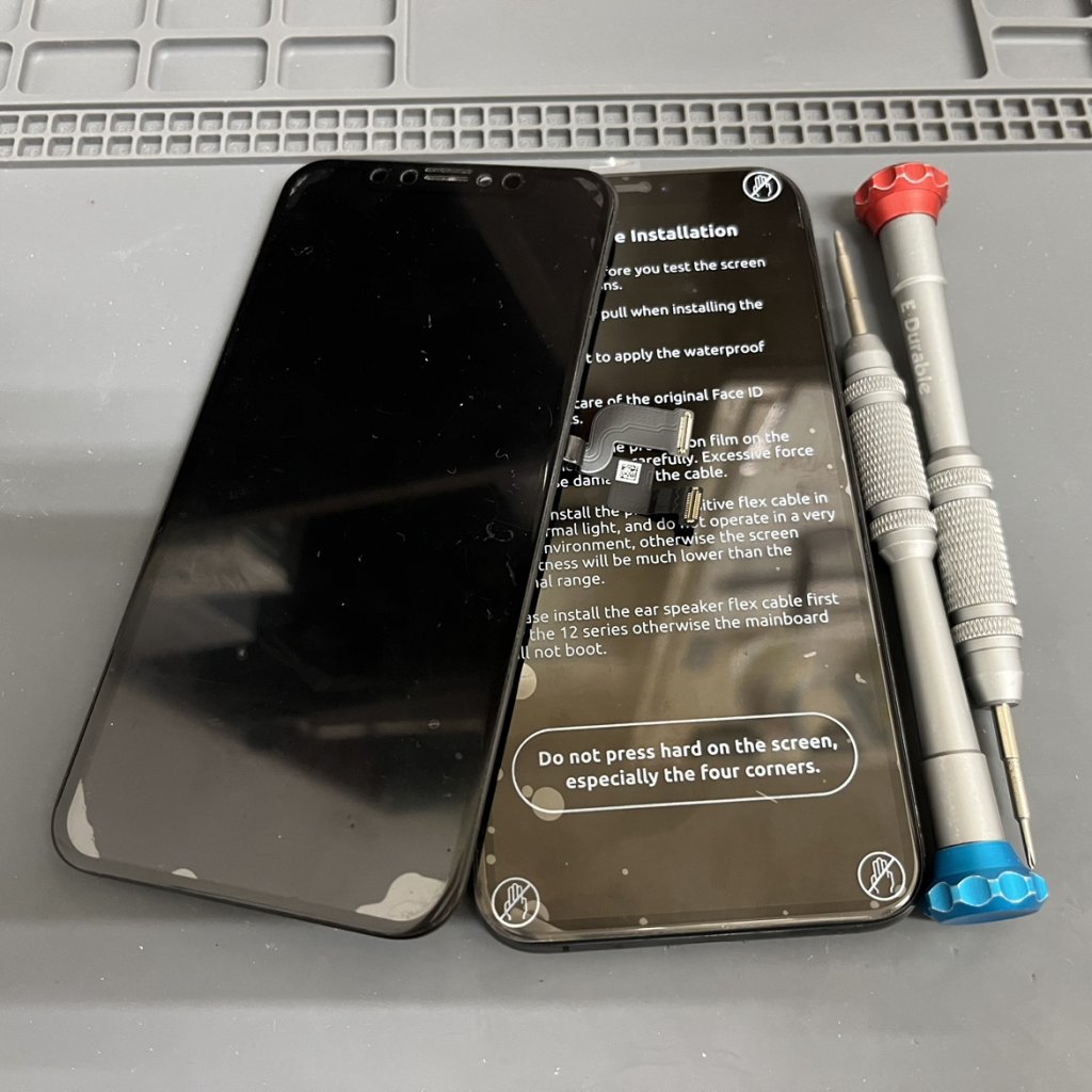 iPhoneXS 液晶交換 即日修理