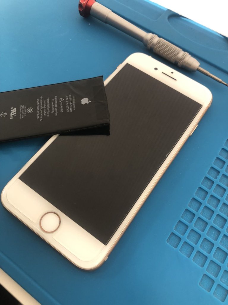 iPhone8 バッテリー交換