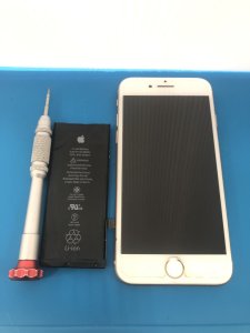 iPhone8 バッテリー交換
